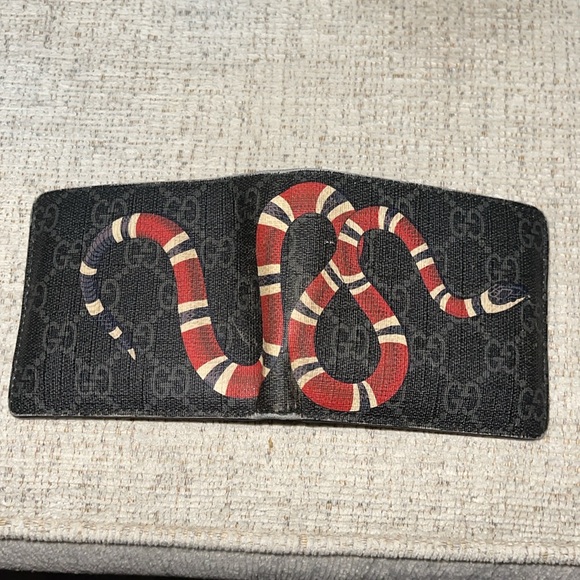 Mens Gucci Wallet - Picture 3 of 10